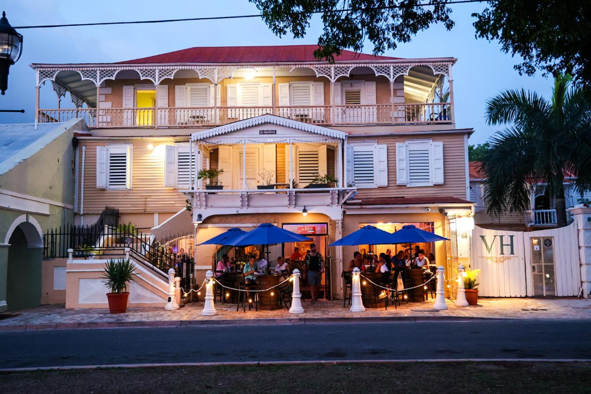 Готель Victoria House Frederiksted Екстер'єр фото