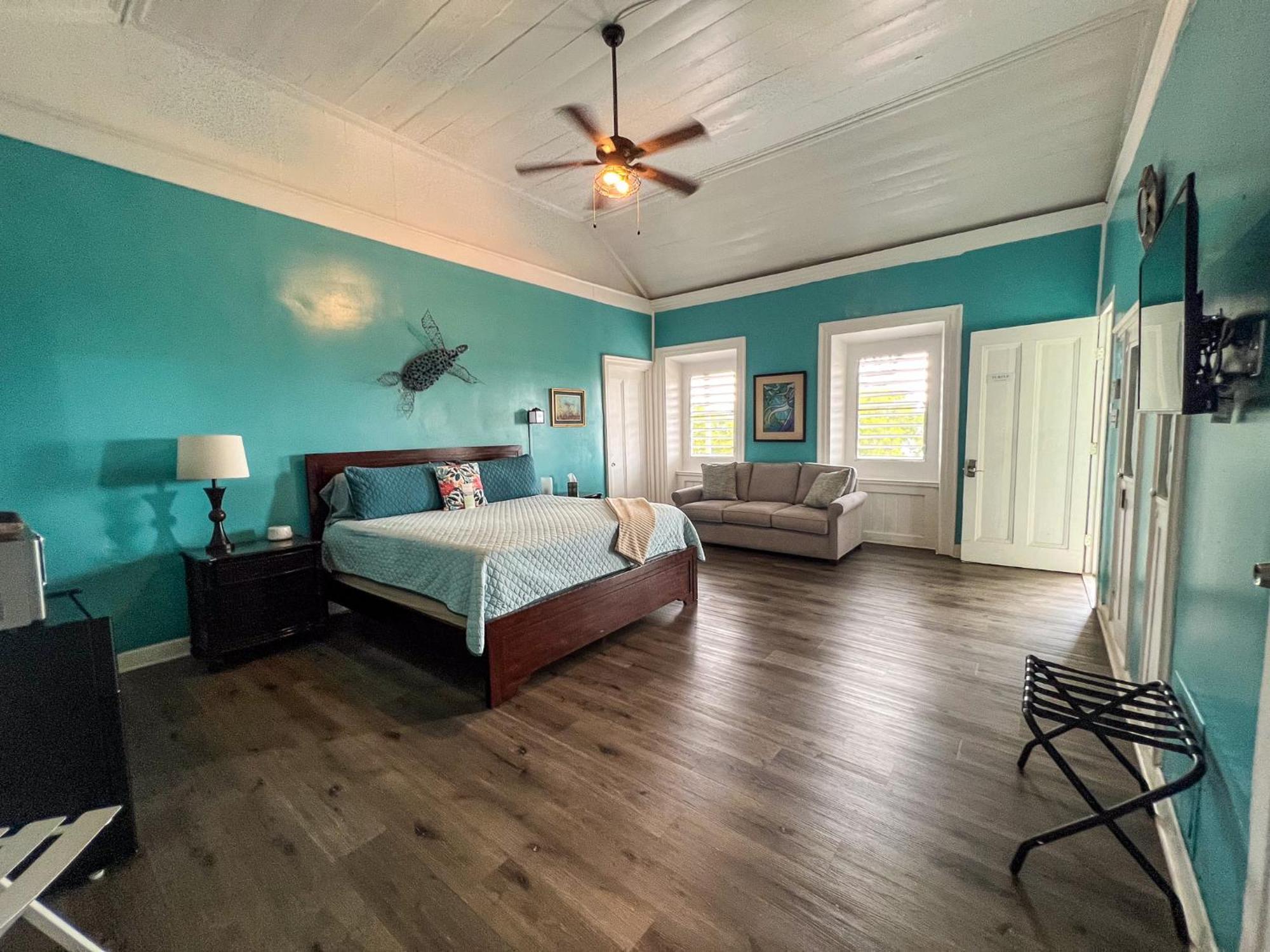 Готель Victoria House Frederiksted Екстер'єр фото