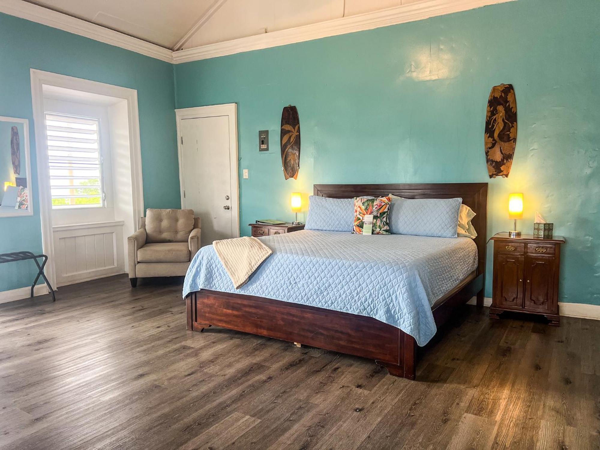 Готель Victoria House Frederiksted Екстер'єр фото